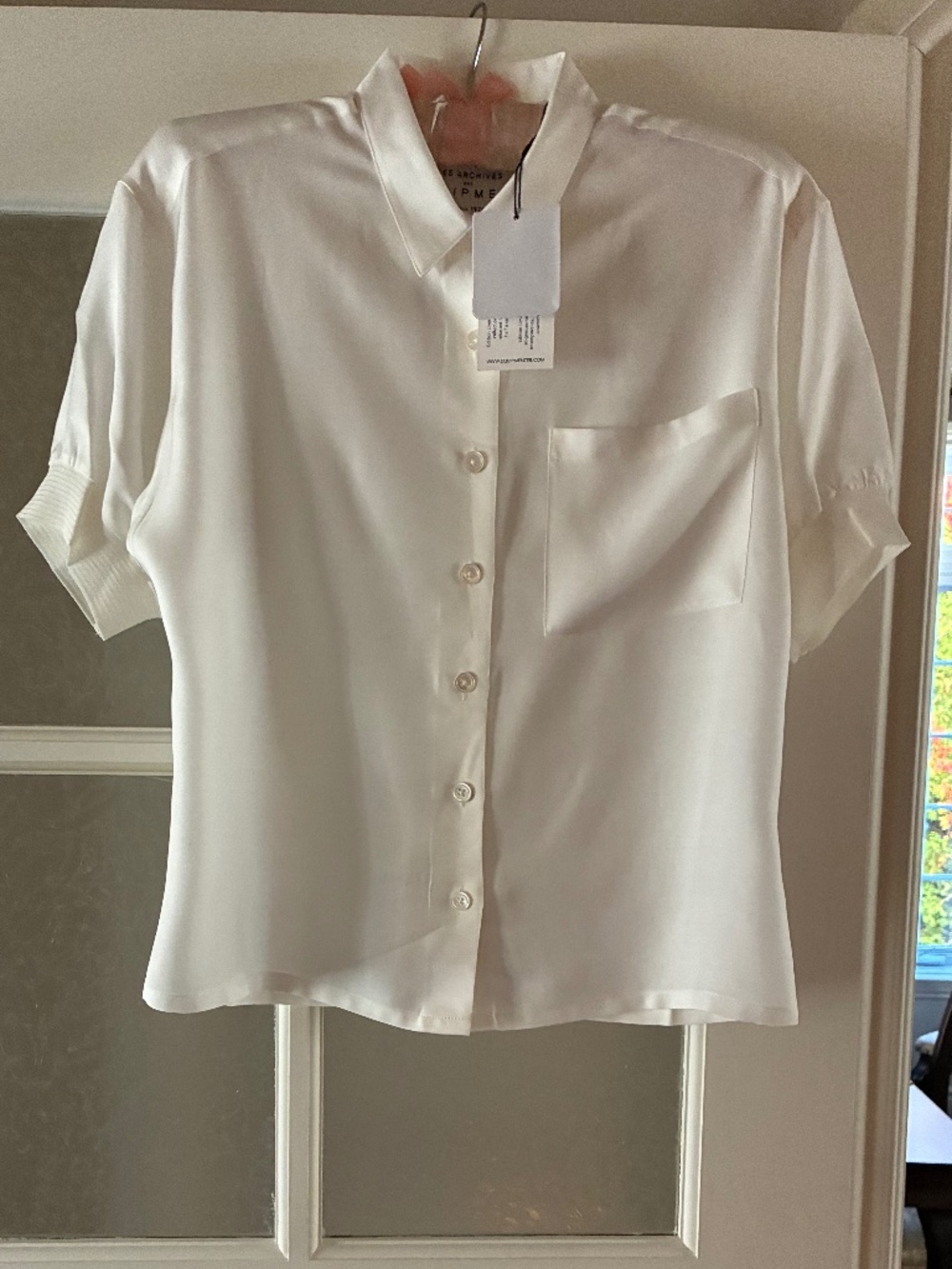 NWT Equipment silk limited edition shortsleeved blouse